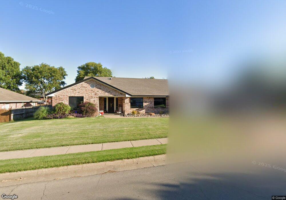 2608 Georgetown Dr, Bartlesville, OK 74006 - photo 1