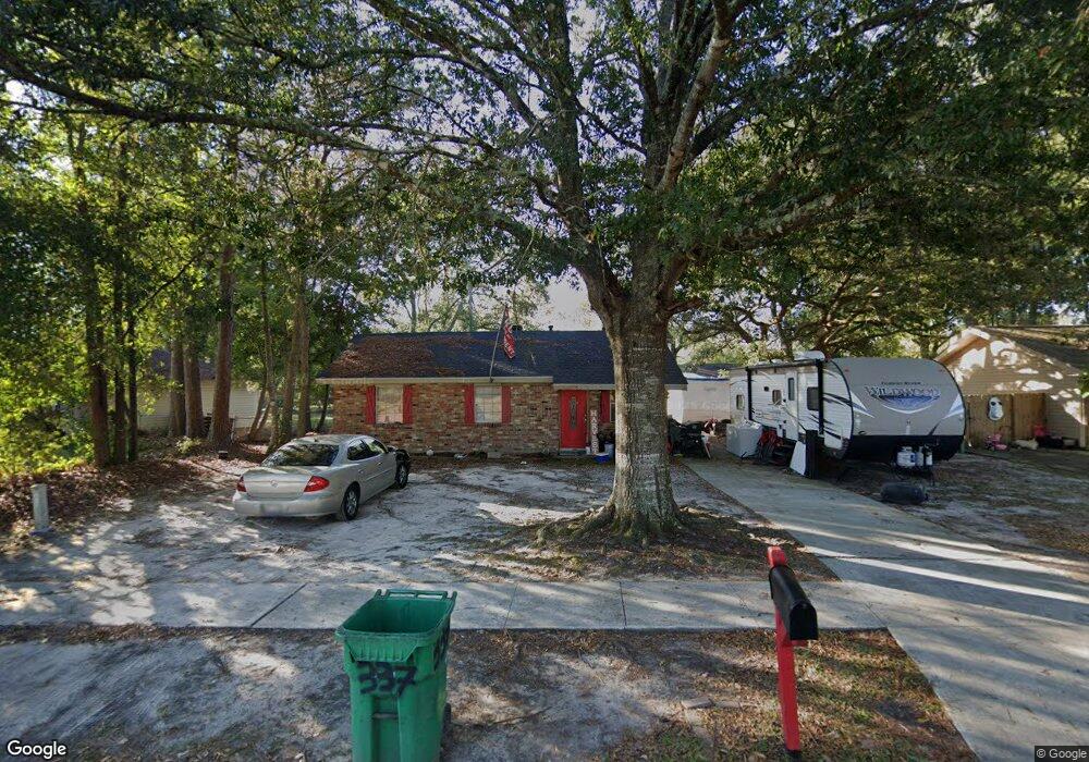 337 Mapleleaf Dr, Slidell, LA 70458 - photo 1