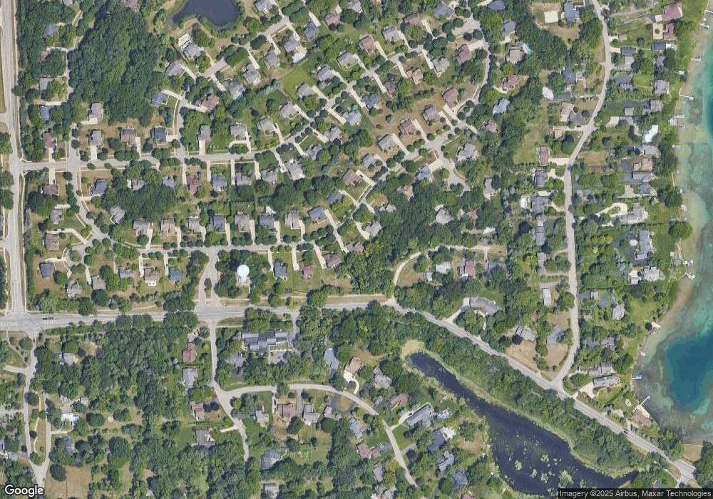 2885 West Bloomfield Oaks Dr, West Bloomfield, MI 48324 - photo 1