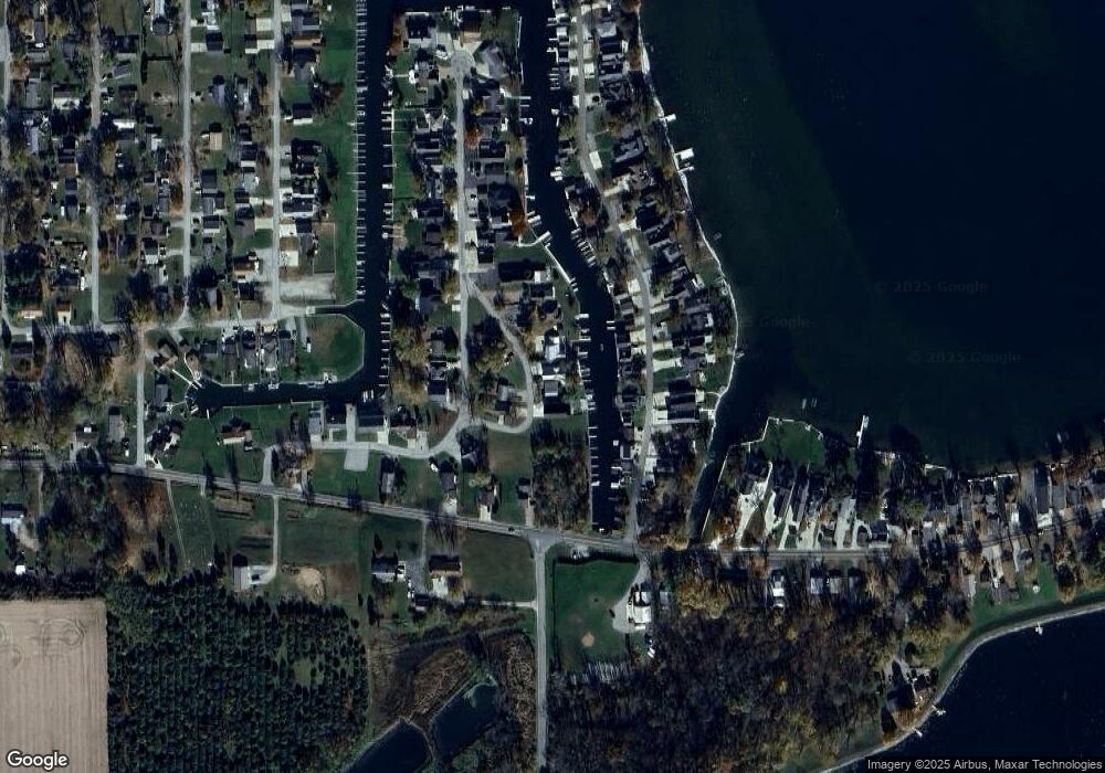 9826 N Majestic Way, Syracuse, IN 46567 - photo 1