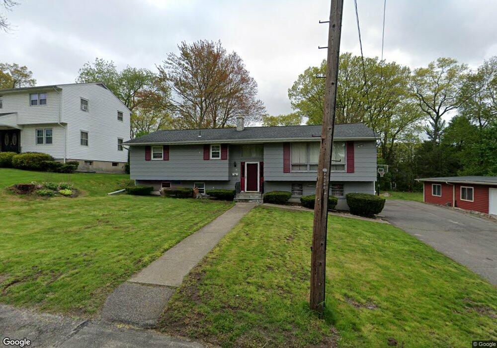 75 Gail Dr, Waterbury, CT 06704 - photo 1