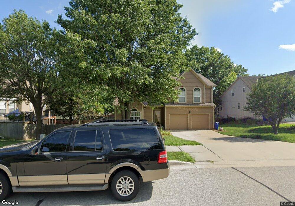 10203 W 51st St, Shawnee, KS 66203 - photo 1