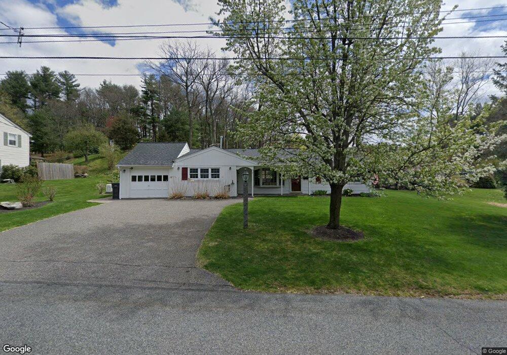 7 Daniels Rd, Framingham, MA 01701 - photo 1