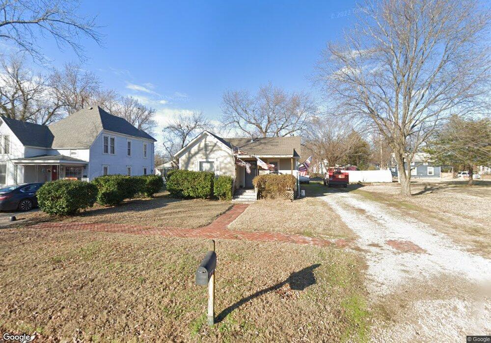 2509 Stevens Ave, Parsons, KS 67357 - photo 1