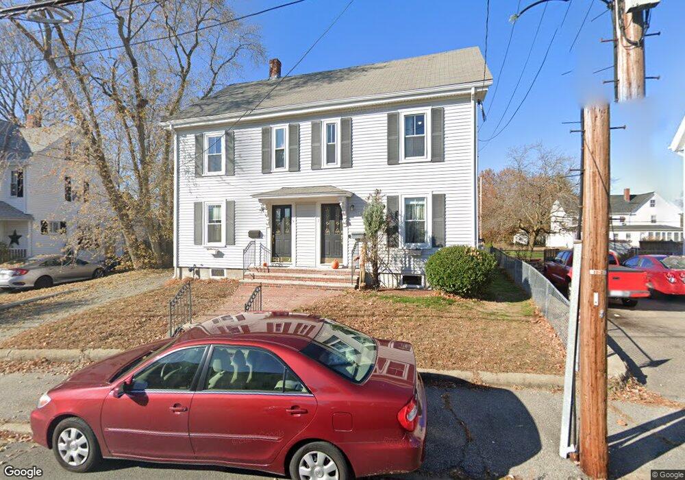 7 Border St unit 2, Woburn, MA 01801 - photo 1