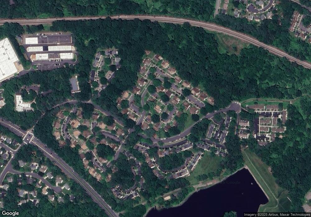 10641 Summer Oak Ct, Burke, VA 22015 - photo 1