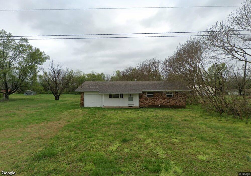 711 E Buchanan St, Prairie Grove, AR 72753 - photo 1