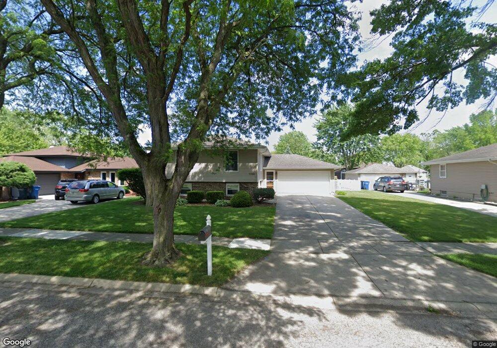 1029 Kentwood Dr, Dyer, IN 46311 - photo 1