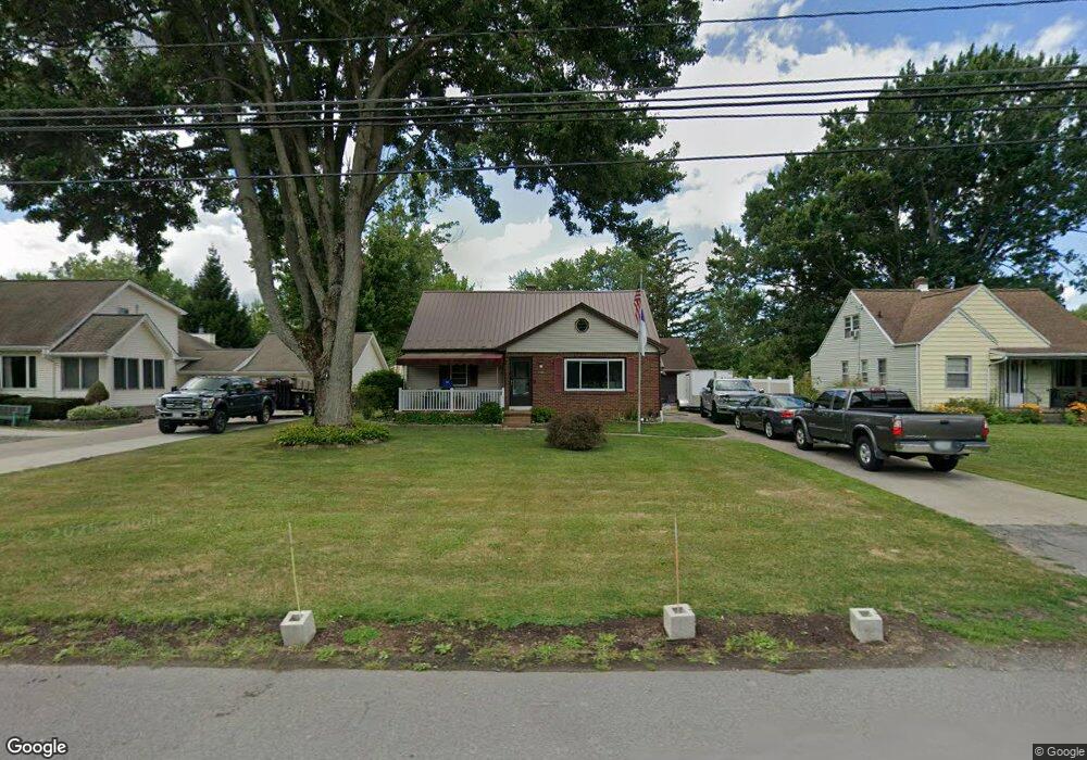 7330 Nash Rd, North Tonawanda, NY 14120 - photo 1
