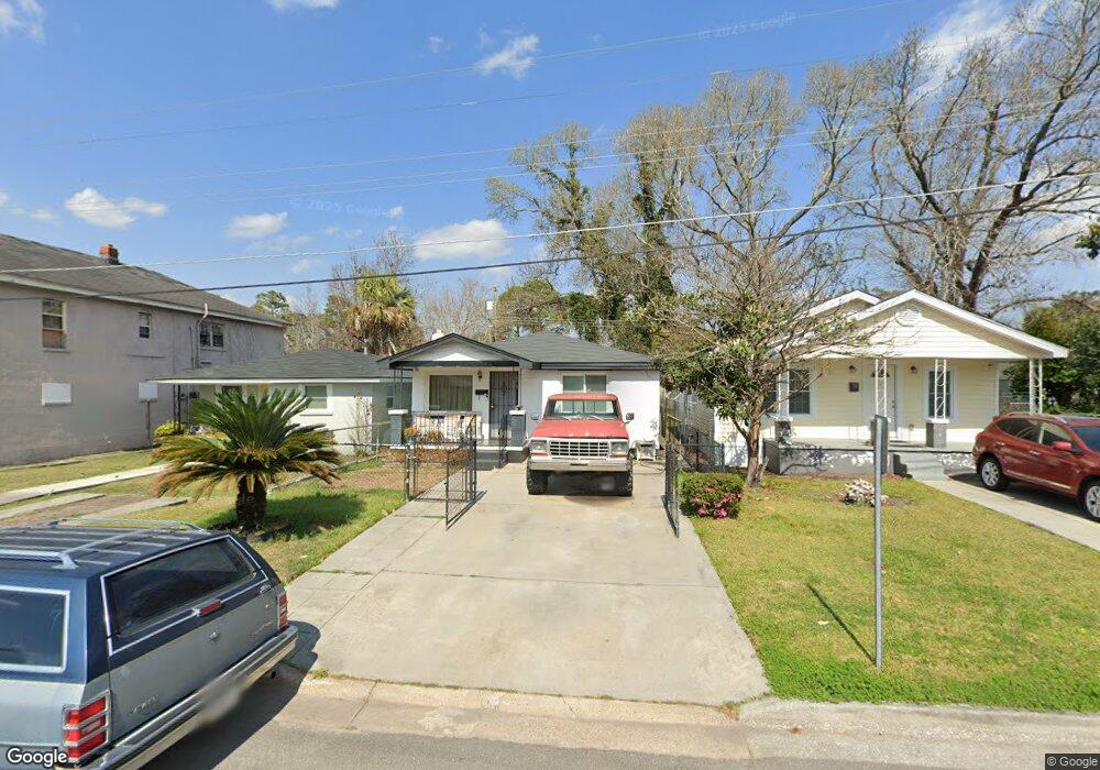 718 W 48th St, Savannah, GA 31405 - photo 1