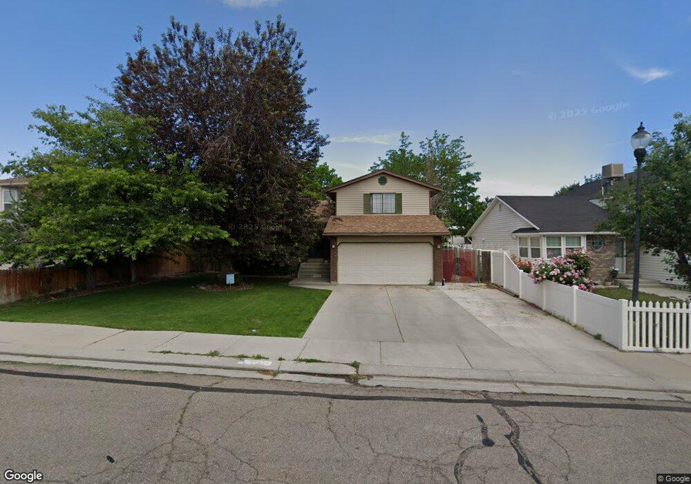 5294 W Wake Robin Dr, West Jordan, UT 84081 - photo 1