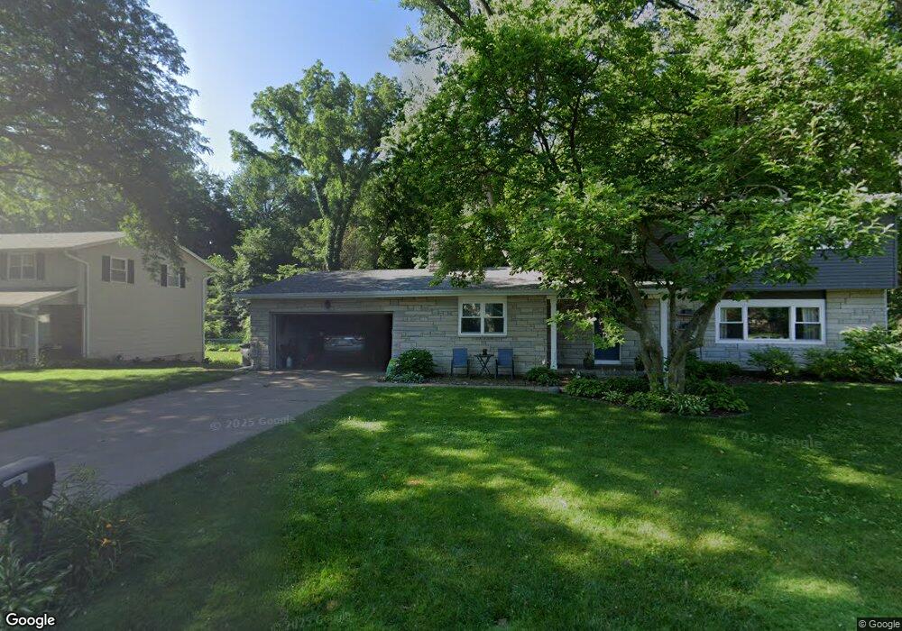 5 Estate Ct, Bettendorf, IA 52722 - photo 1