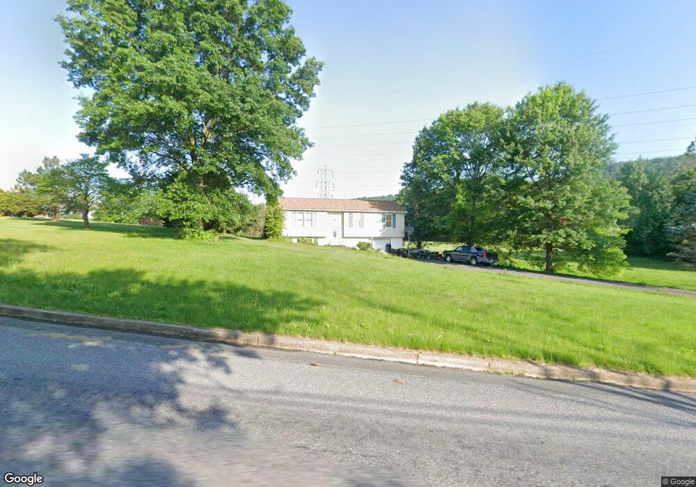 6345 Palm Rd, Zionsville, PA 18092 - photo 1