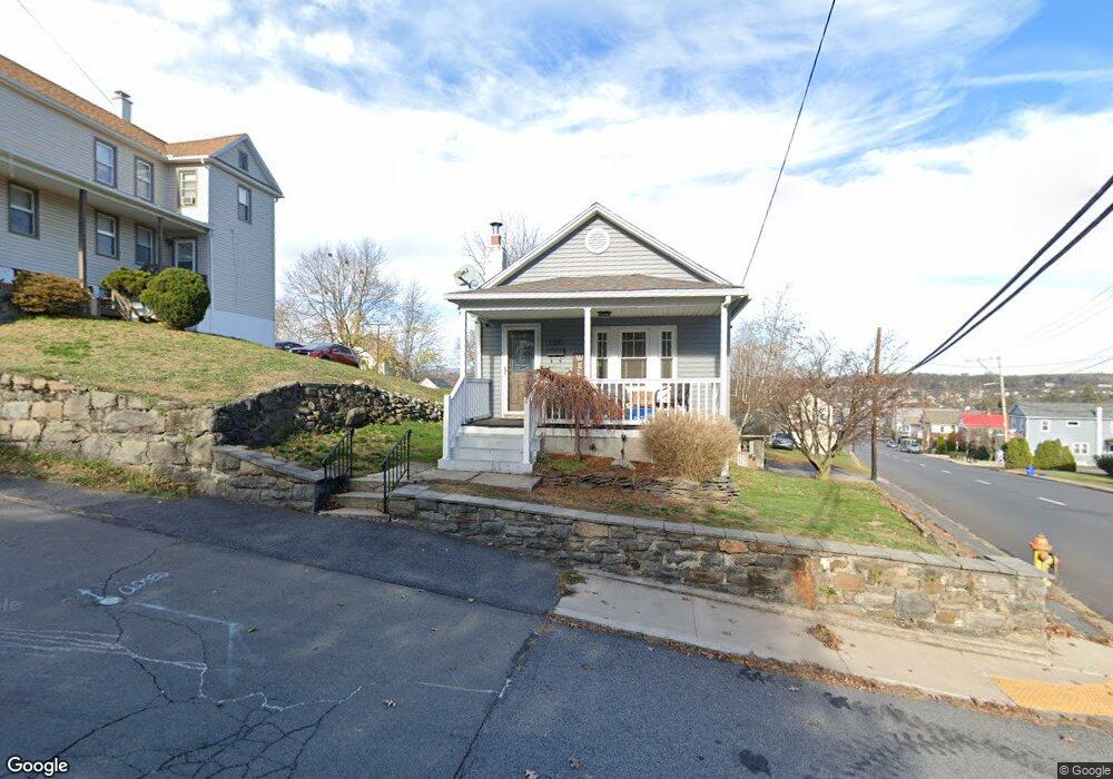 10 Simpson St, Dupont, PA 18641 - photo 1