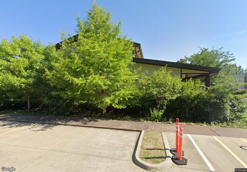 813 NW 9th St, Bentonville, AR 72712 - photo 1