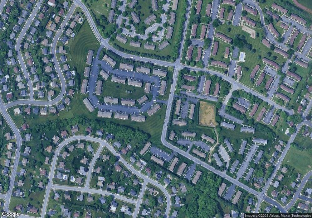 186 Nicole Way unit 15, Reading, PA 19608 - photo 1