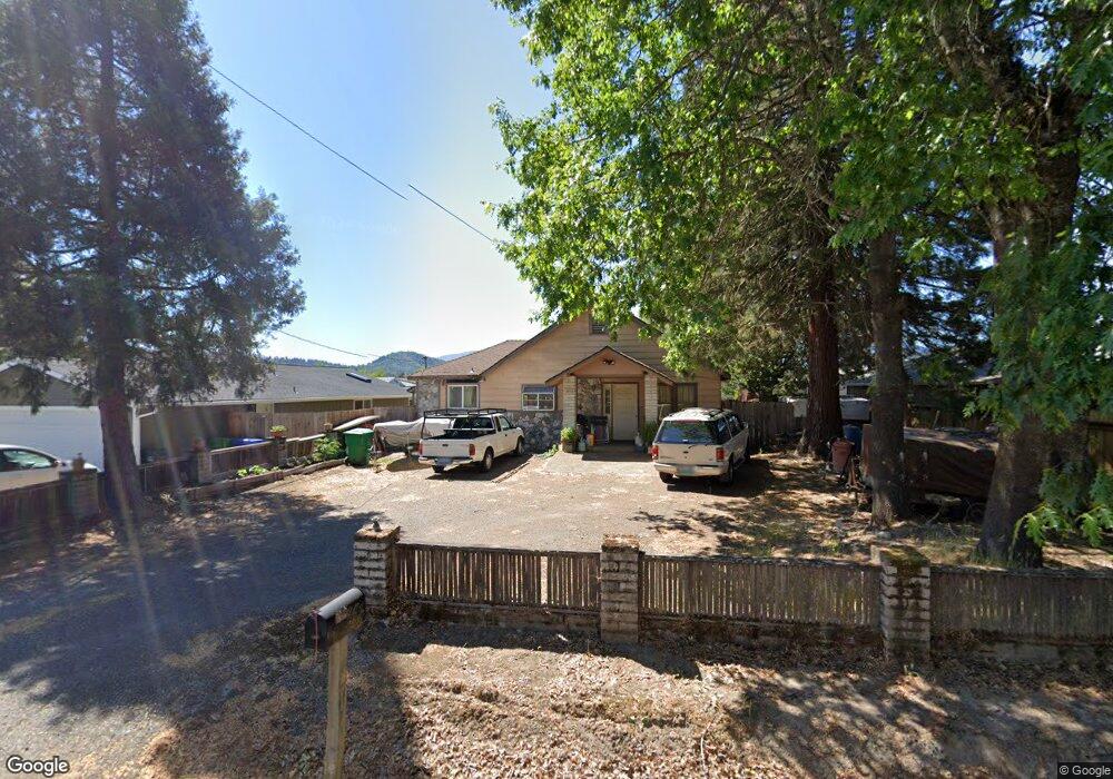 2533 Leonard Rd, Grants Pass, OR 97527 - photo 1