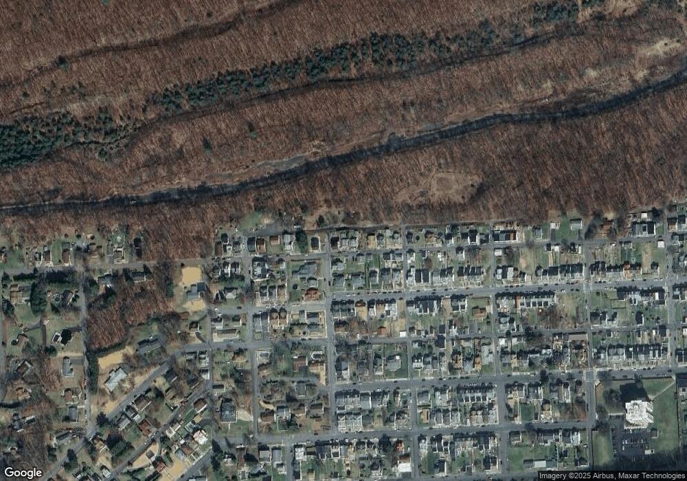 1639 W Independence St, Coal Township, PA 17866 - photo 1