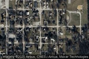305 S Arnold St, Roann, IN 46974