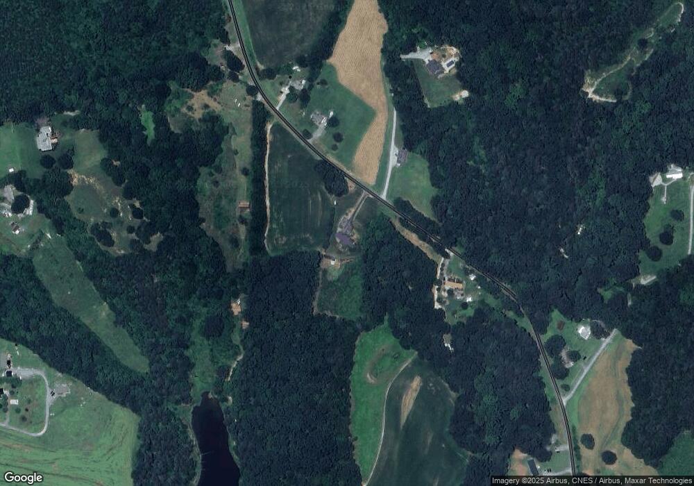 1356 Old Lincolnton Crouse Rd, Crouse, NC 28033 - photo 1