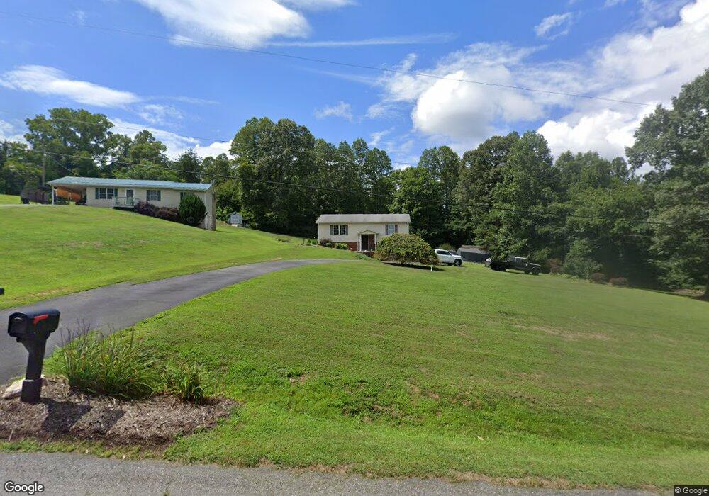 225 Blue Knob Rd, Martinsville, VA 24112 - photo 1