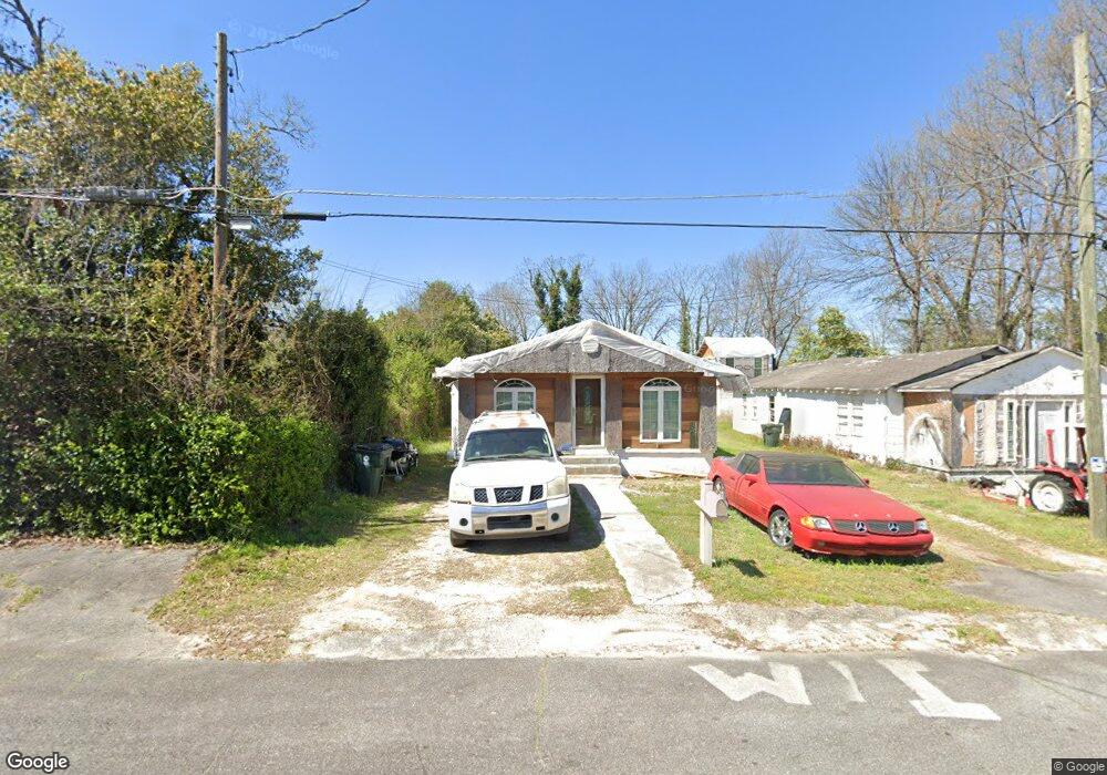 413 N 6th St, Warner Robins, GA 31093 - photo 1