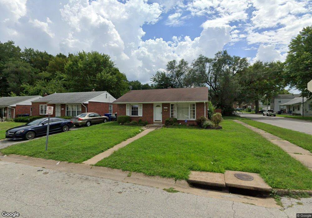 4328 Dryden Ct, Saint Louis, MO 63115 - photo 1