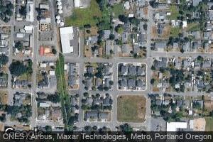 306 S Second St, Carlton, OR 97111