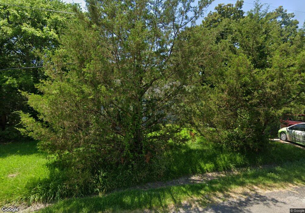 1111 Elm St, Bonham, TX 75418 - photo 1