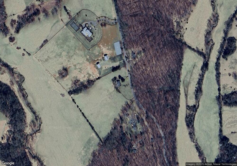 2098 Red Hill Rd, Charlottesville, VA 22903 - photo 1