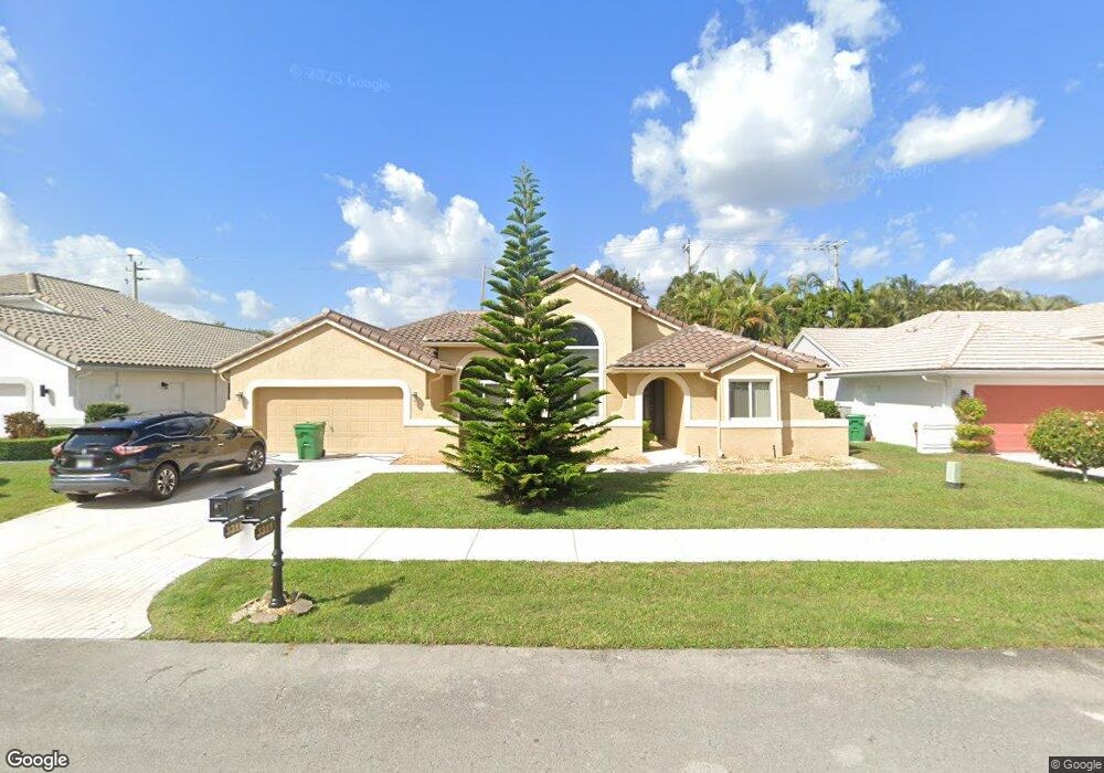 3311 Overlook Rd, Davie, FL 33328 - photo 1