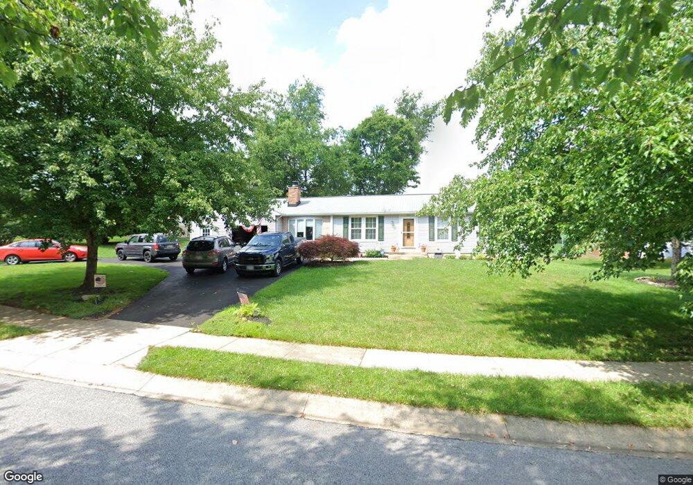 5551 Hunting Horn Dr, Ellicott City, MD 21043 - photo 1