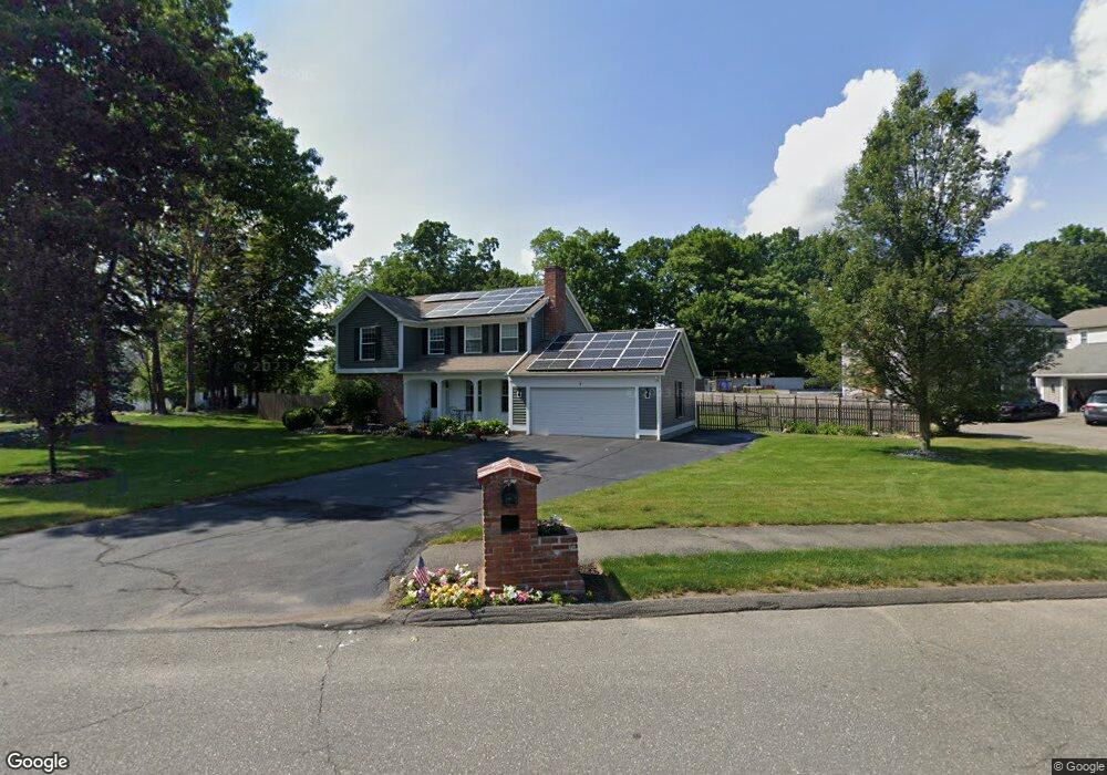 9 Parker Ln, Ludlow, MA 01056 - photo 1