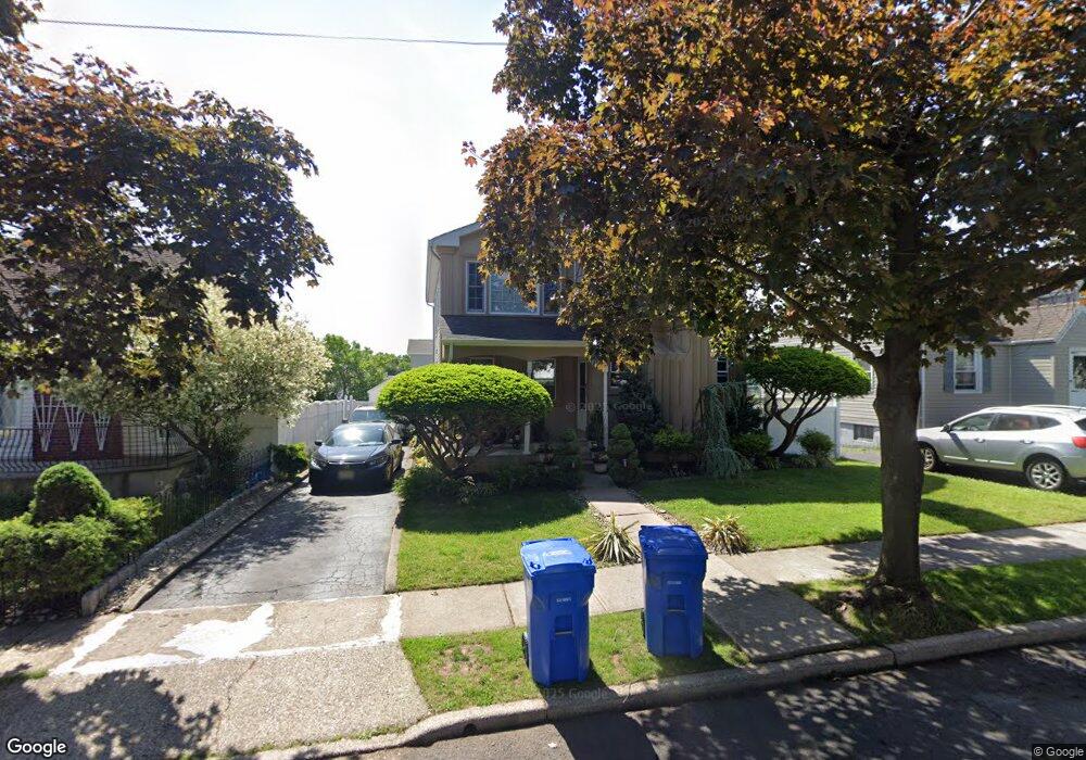 115 Palisade Rd, Linden, NJ 07036 - photo 1