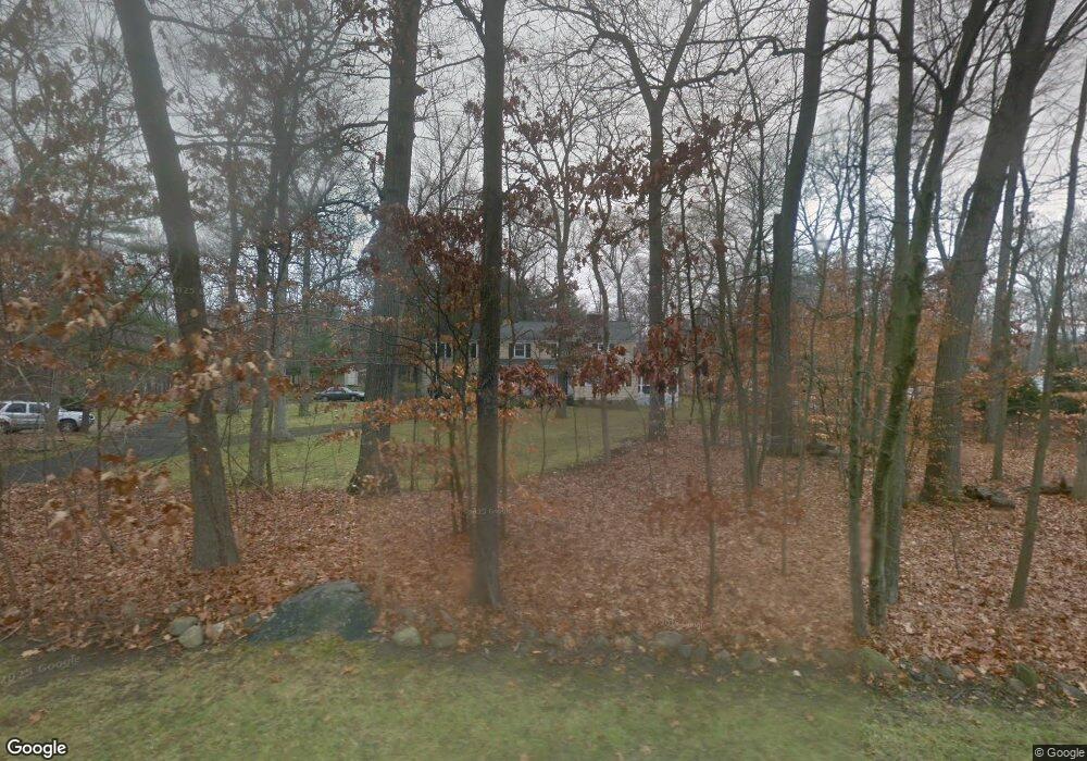 336 Cedar Ln, New Canaan, CT 06840 - photo 1