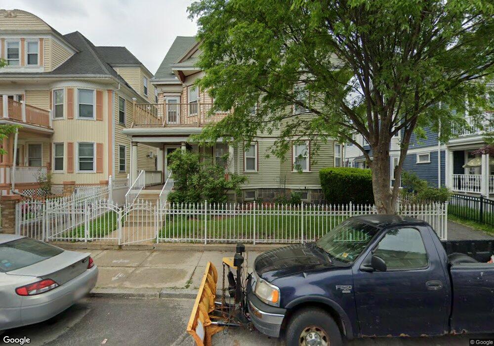 79 Tonawanda St, Dorchester Center, MA 02124 - photo 1