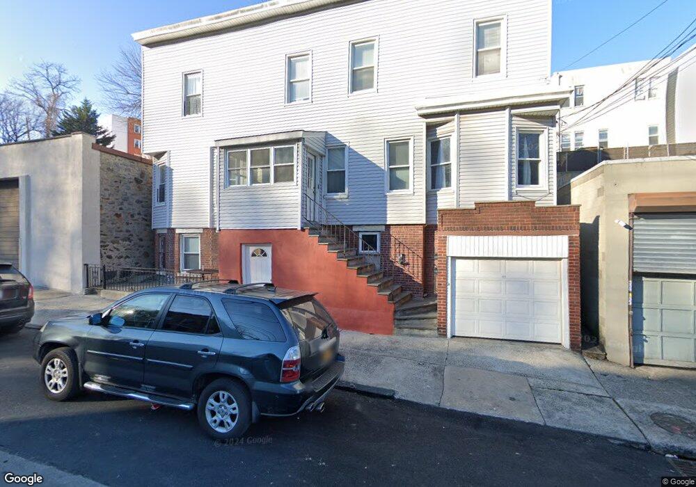 221 Willow St, Yonkers, NY 10701 - photo 1