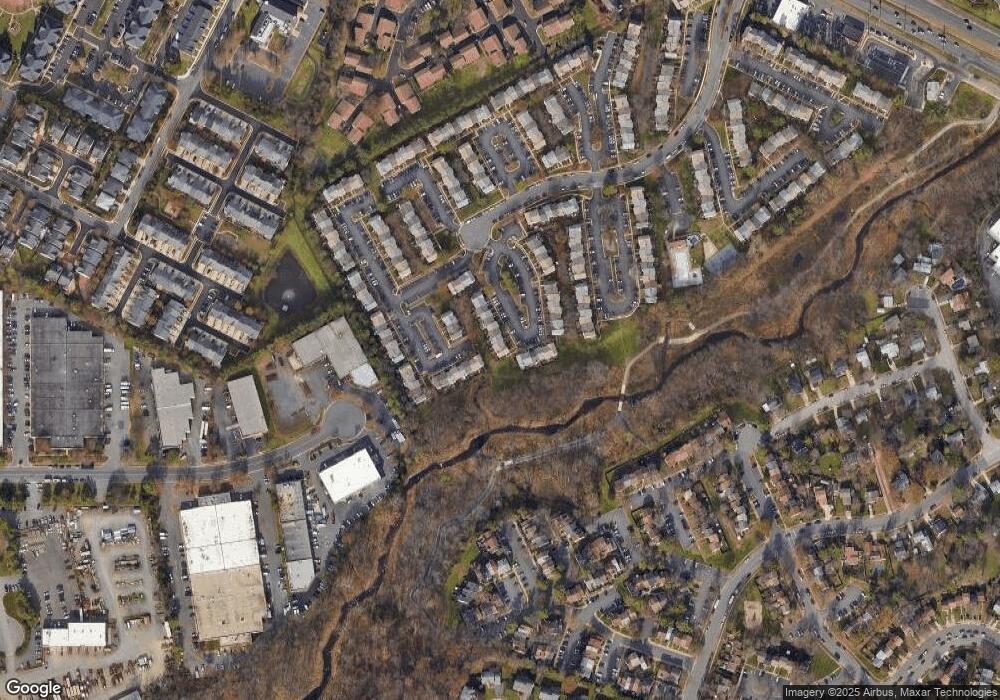 4170 Dawn Valley Ct, Chantilly, VA 20151 - photo 1