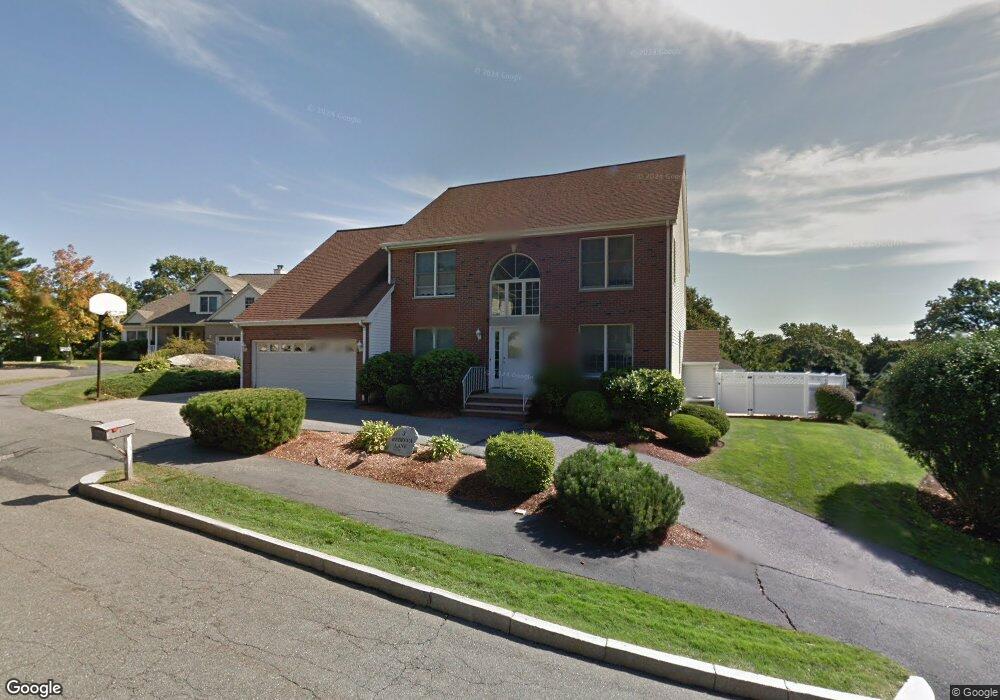 3 Rebecca Ln, Stoneham, MA 02180 - photo 1