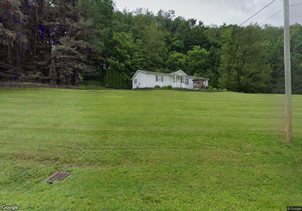 2515 Bellflower Rd NW unit 34, Carrollton, OH 44615 - photo 1