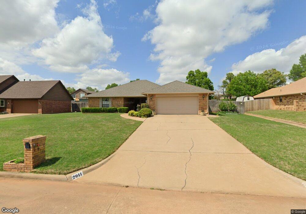 2011 Crestmont Dr, Duncan, OK 73533 - photo 1