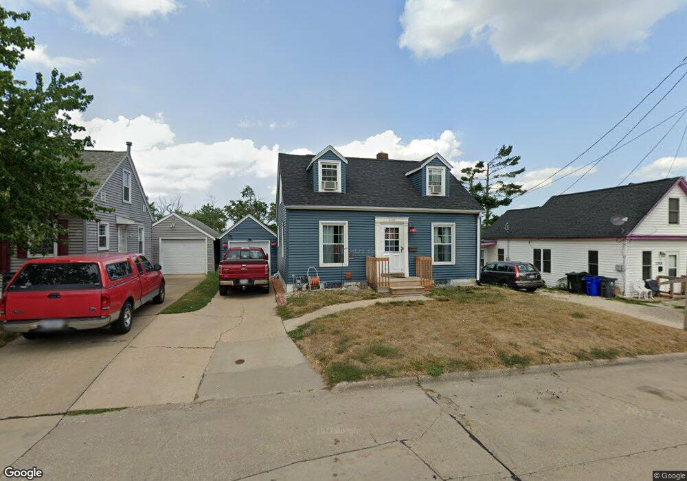 2920 Meadowbrook Dr SE, Cedar Rapids, IA 52403 - photo 1