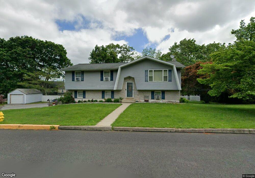 417 Thomas St, Alburtis, PA 18011 - photo 1