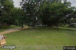 421 W Oxford St, Pontotoc, MS 38863