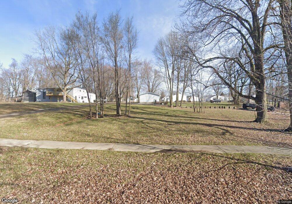 718 Frazer St, Findlay, OH 45840 - photo 1