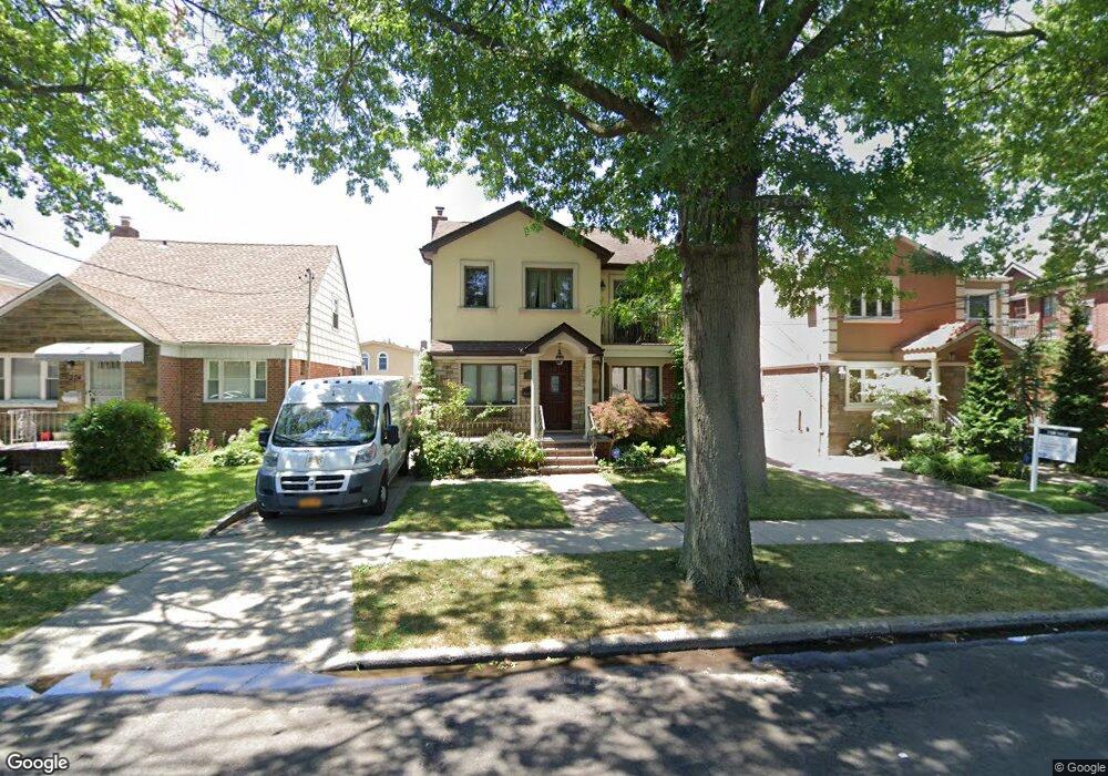 320 149th St, Whitestone, NY 11357 - photo 1