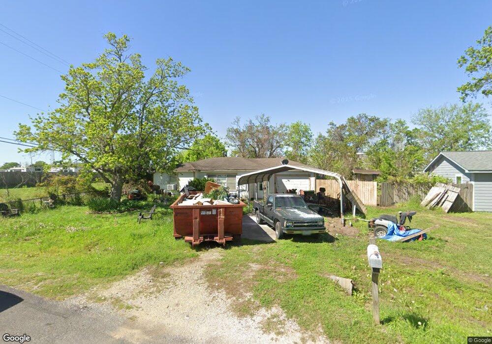 101 Ida Ave, Bay City, TX 77414 - photo 1