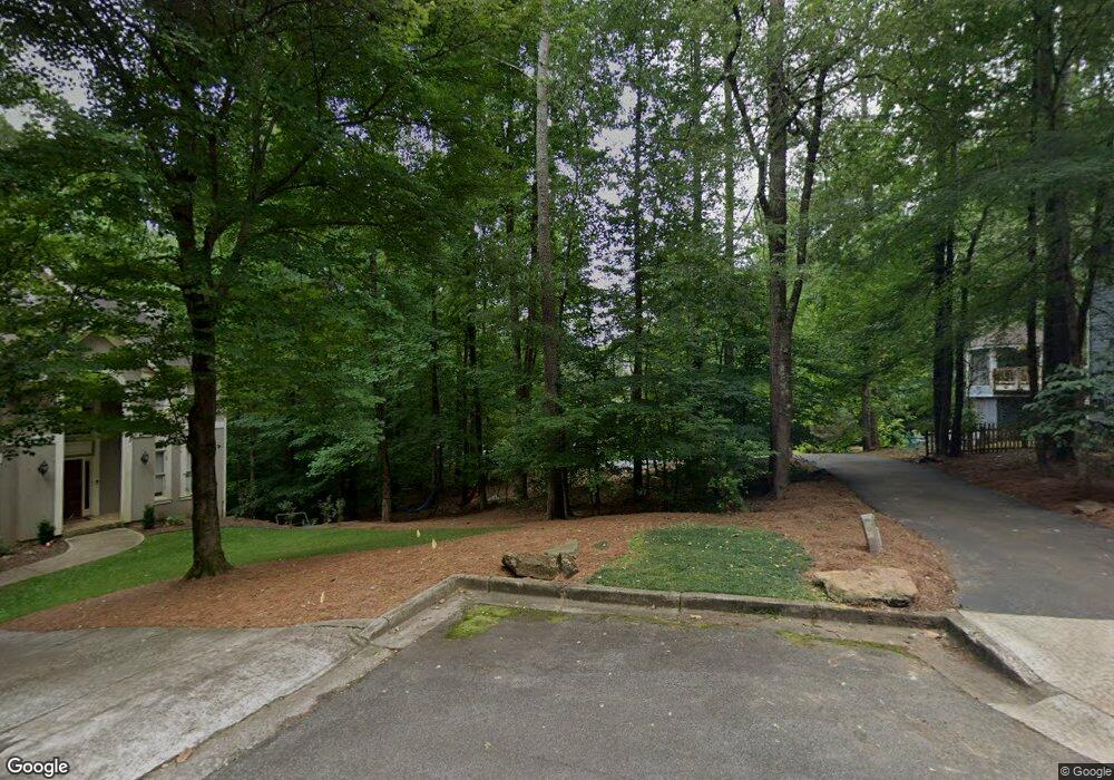 1040 Lakemont Trace, Roswell, GA 30075 - photo 1
