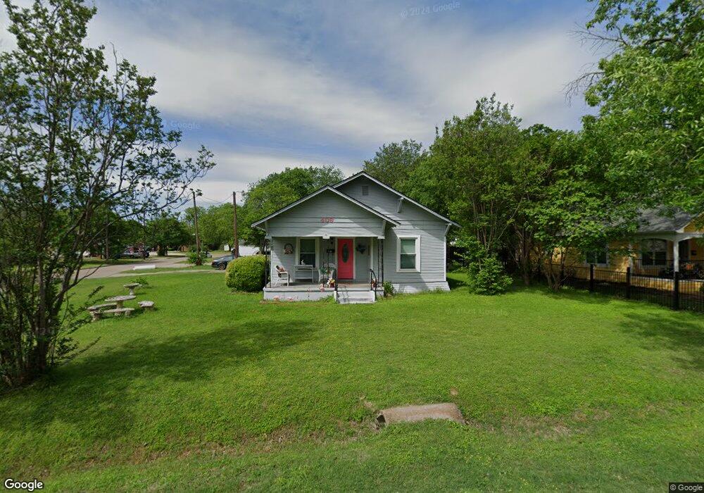 409 S Gaines St, Ennis, TX 75119 - photo 1