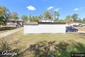 117 Riverside Dr, Connellsville, PA 15425